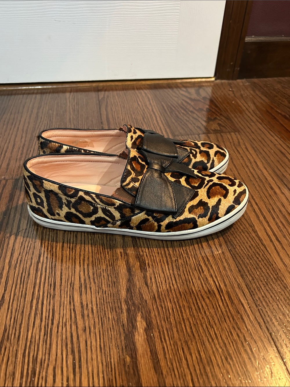 kate spade Leopard Print Slip-On Flats with Black Bow flat slip on shoes sz 9 - Picture 3 of 8